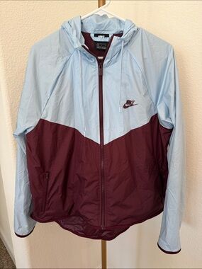 Nike Light Blue and Burgundy Hooded Windbreaker Jacket